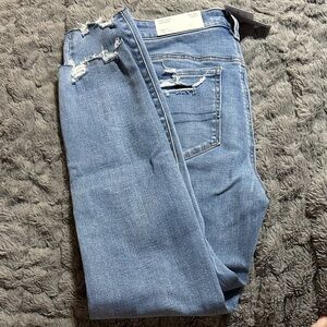 American Eagle Outfitters Light Blue Distressed Skinny Jeans